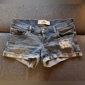 Hollister Denim Short Shorts Size 5/27